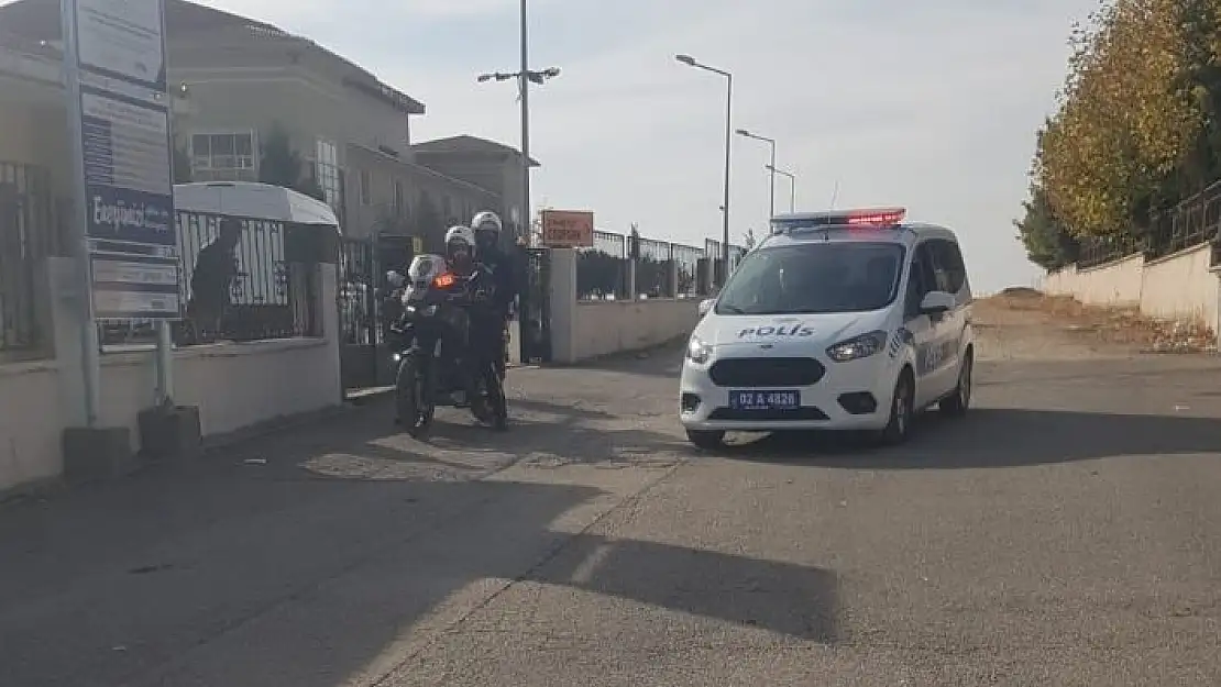 'Bıçaklı kavga ihbarı polisi harekete geçirdi'