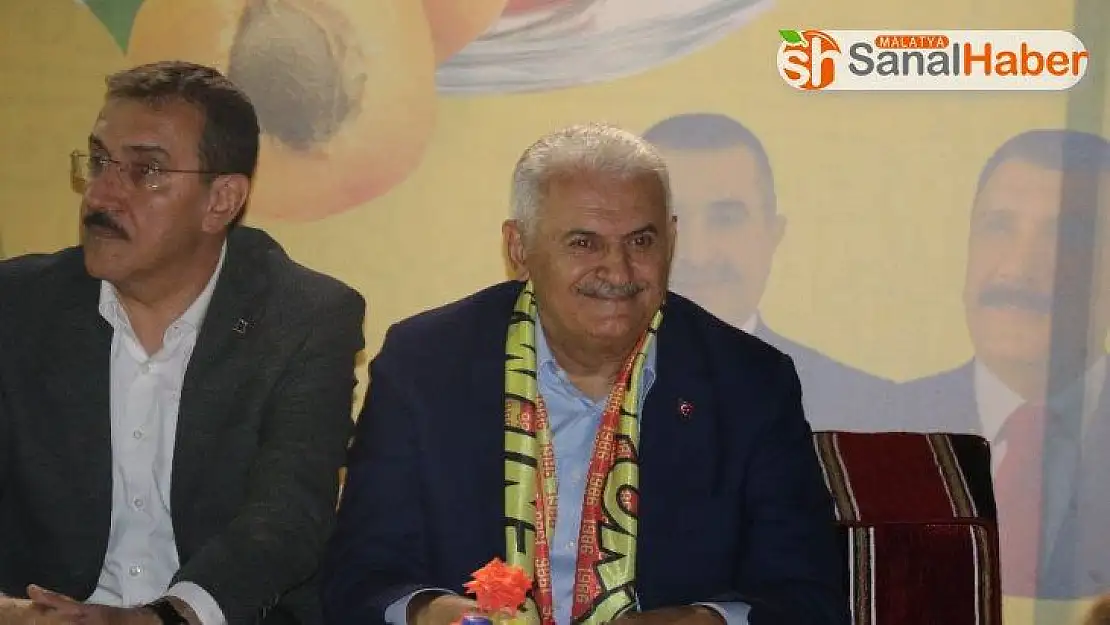 Binali Yıldırım Malatyalı gençlerle buluştu