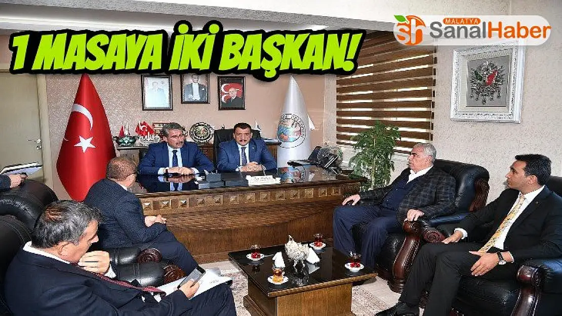 Bir Masaya İki Başkan!