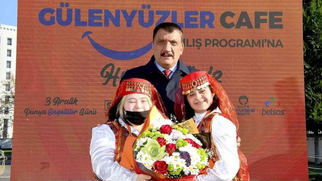 'Büyükşehir Belediyesi Gülen Yüzler Kafesi hizmete girdi'