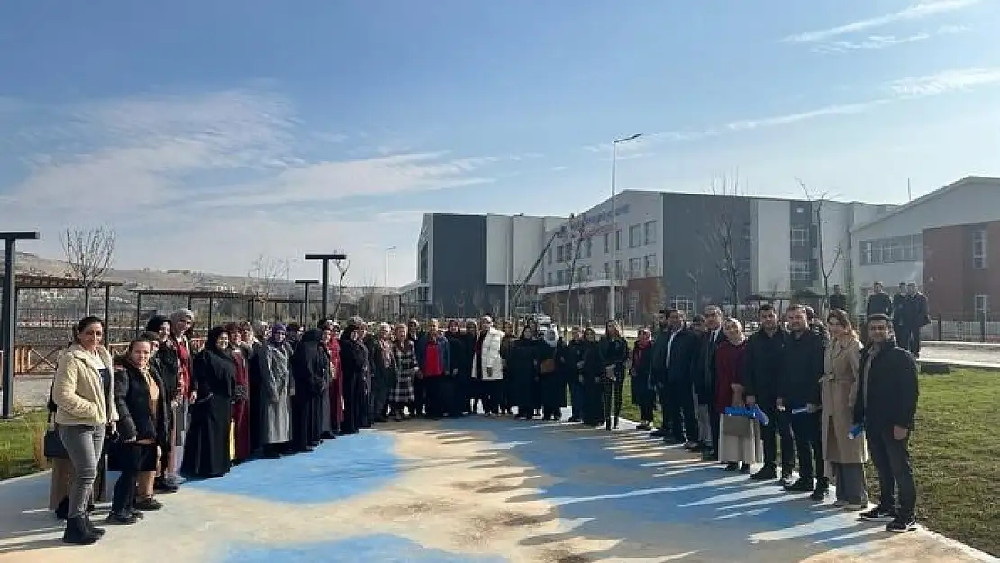 'Büyükşehir Belediyesi hizmet ve yatırımlarına ziyaretçilerden tam not'