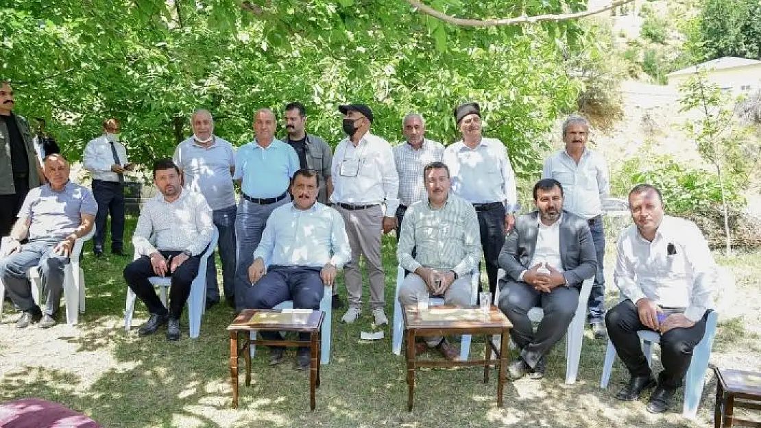 'Büyükşehir´den Sincik sınırına kadar asfalt hizmeti'