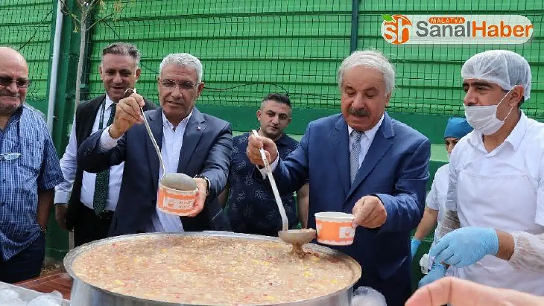 Çamlıca Okulları'nda Aşure Günü
