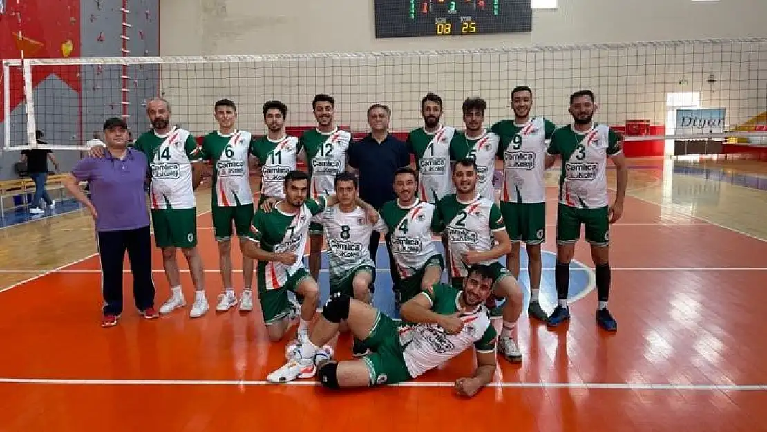 'Çamlıca Voleybol, galibiyetle başladı'