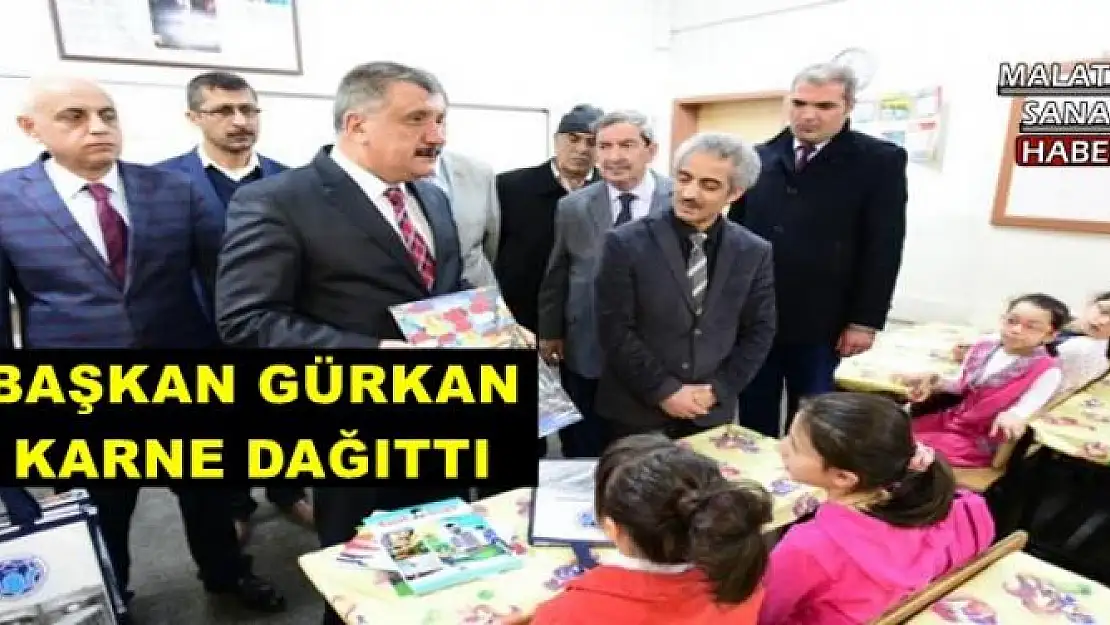 BAŞKAN GÜRKAN KARNE DAĞITTI 