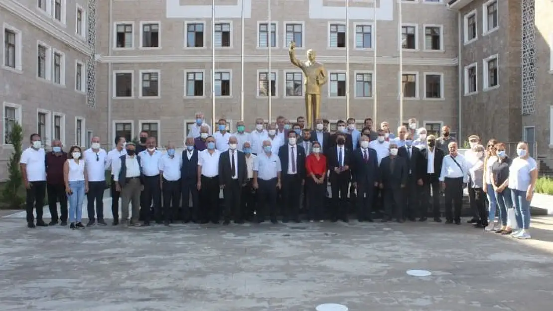 'CHP´nin kuruluşunun 98.yıl dönümü kutlandı'