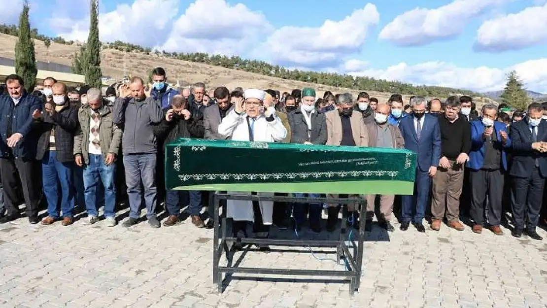 'Cinayete kurban giden üniversiteli genç son yolculuğuna uğurlandı'