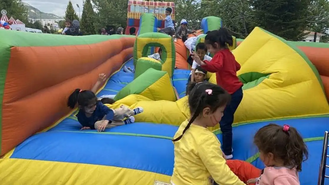 'Çocuklar SANKO´nun düzenlediği şenlikte eğlendi'