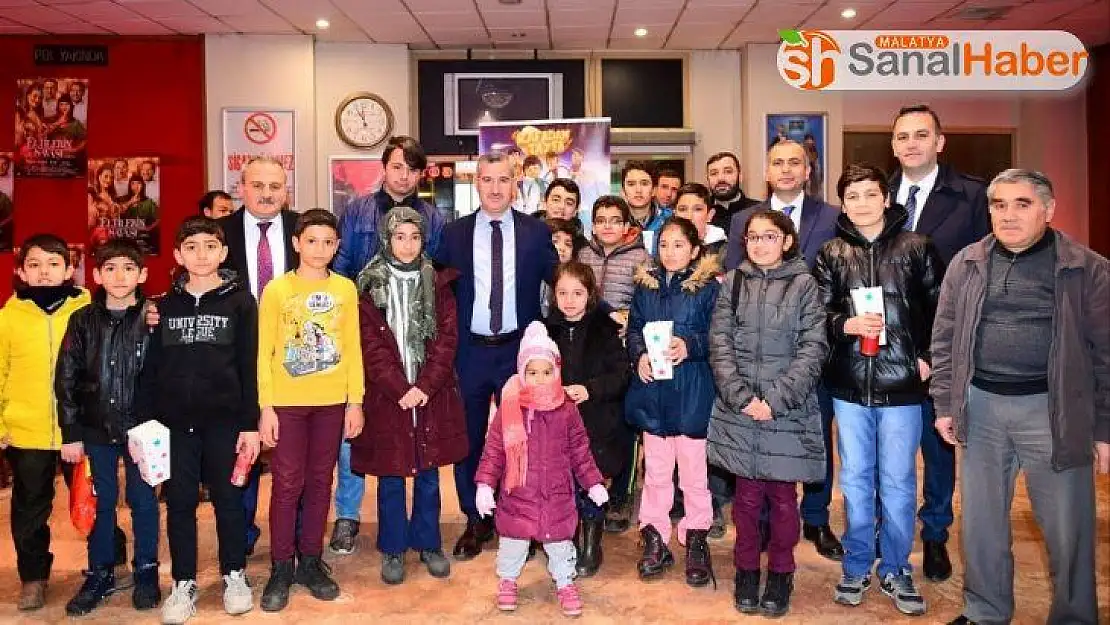 Çocuklara karne hediyesi, ücretsiz tiyatro