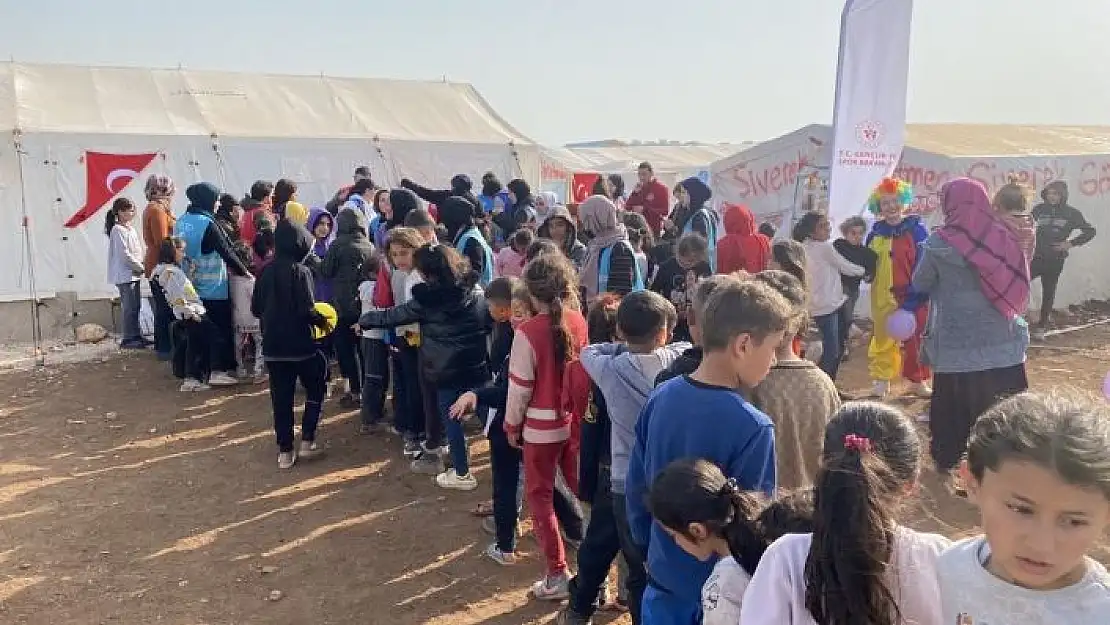 'Çocuklarda depremin izleri siliniyor'