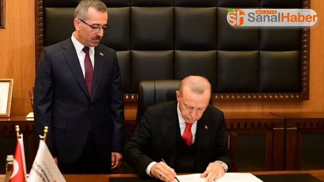 Cumhurbaşkanı Erdoğan, Kahramanmaraş Büyükşehir Belediyesini ziyaret etti