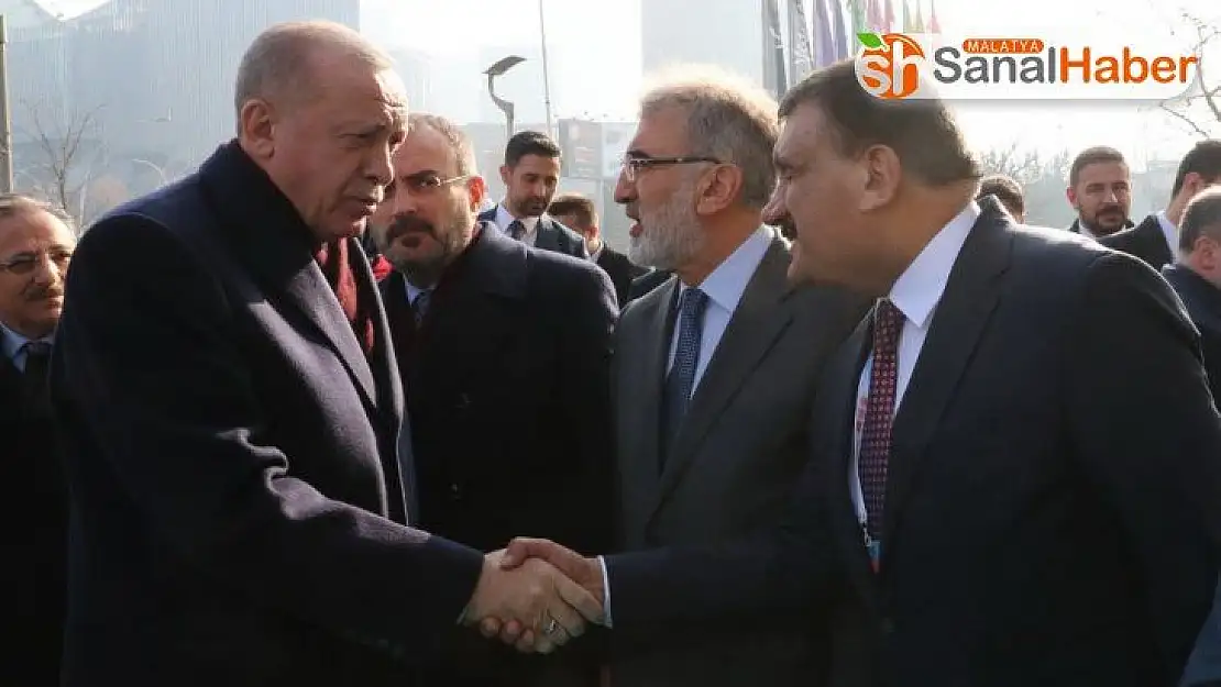 Malatya standını gezdi