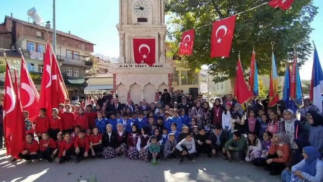 'Cumhuriyet Bayramı Çelikhan´da coşkuyla kutlandı'