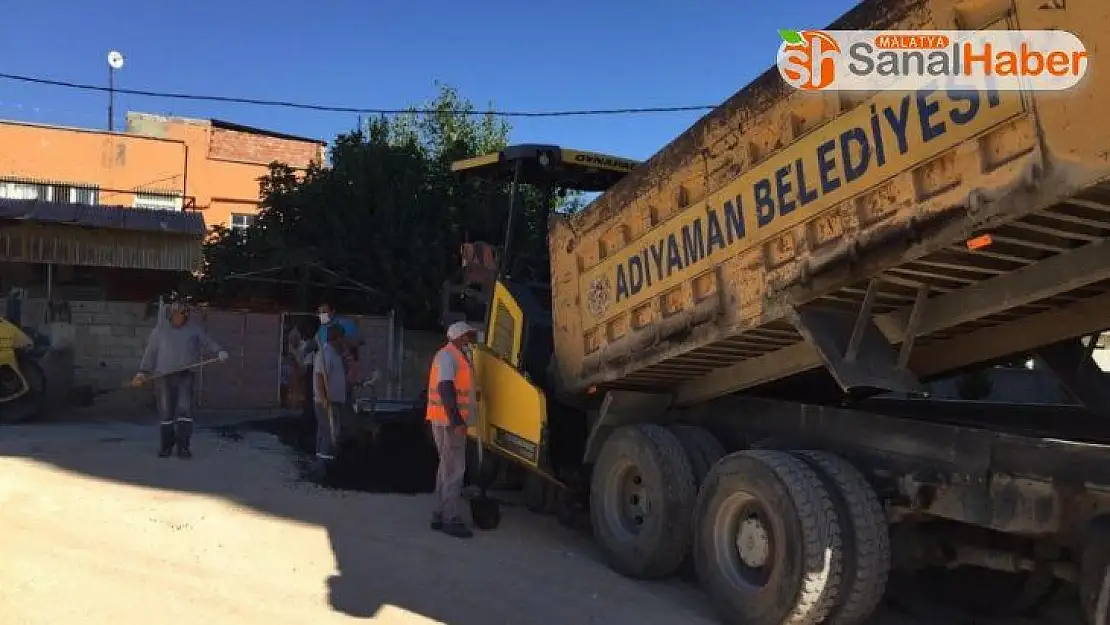 Cumhuriyet Mahallesinde asfalt çalışması