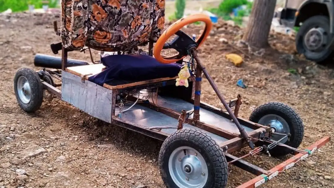 'Dağ köyünde ''go kart'' aracı yaptı'