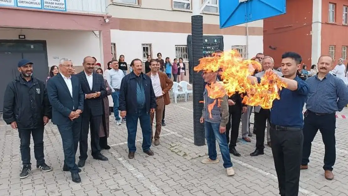 'Darende Ayvalıda ilk bilim fuarına ilgi'