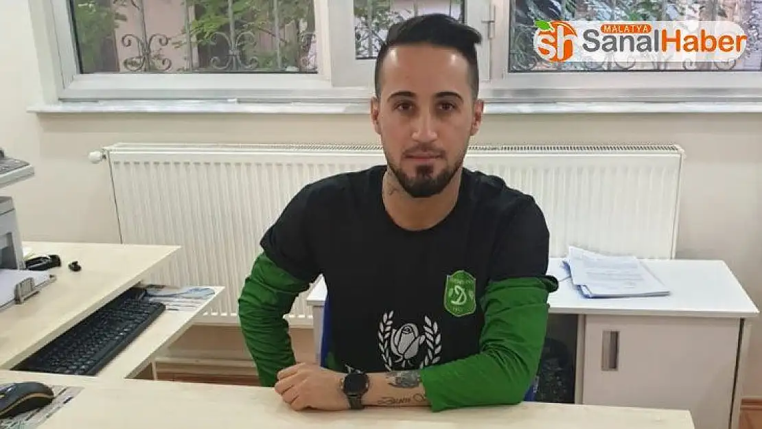 Darendespor Ferdi Topuz'u renklerine bağladı