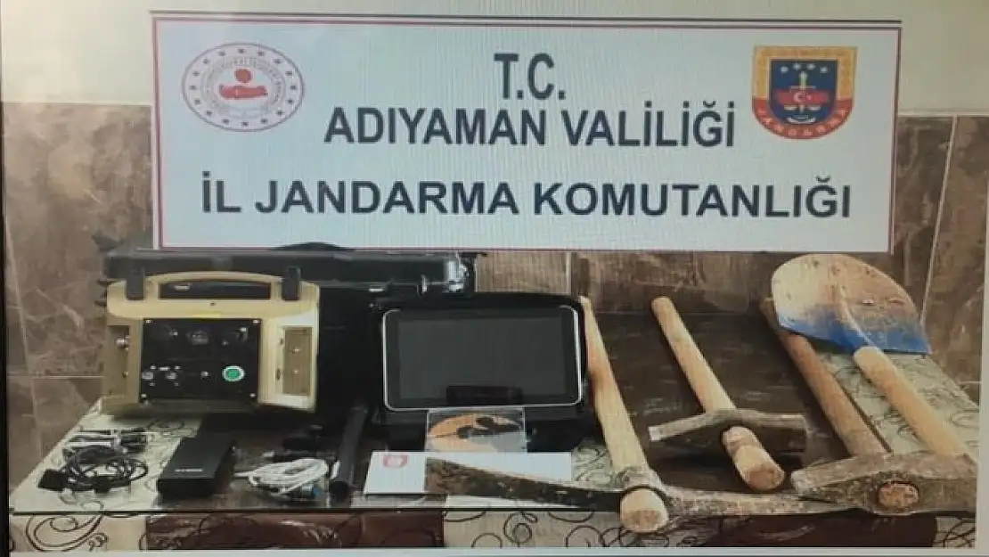 'Defineciler suçüstü yakalandı'