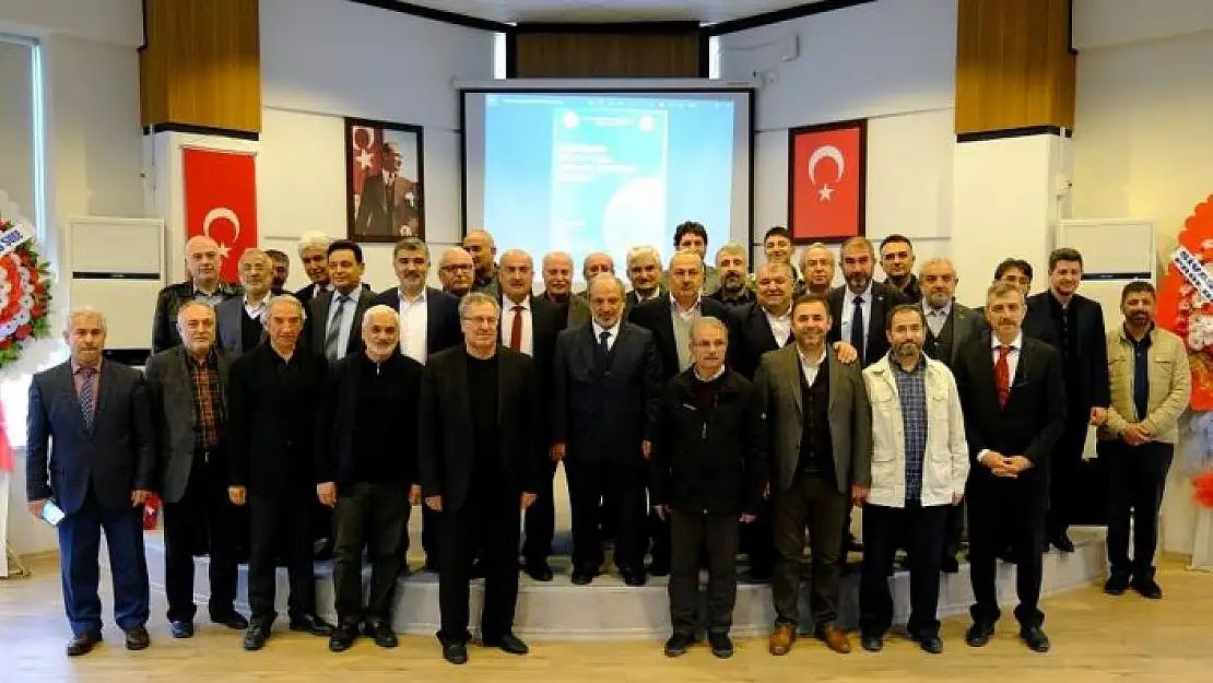 '''Değişen Dünyada Fıkhın Yeri ve Önemi'' konferansı yapıldı'
