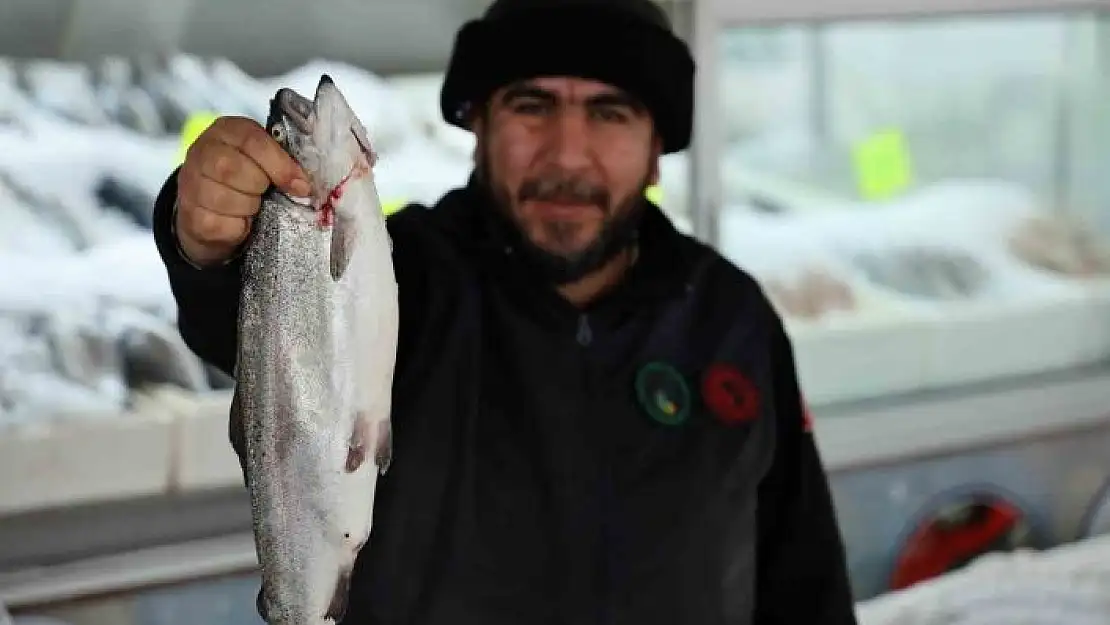 'Denize kıyısı olmayan şehirde bu yıl 6 bin ton balık üretildi'