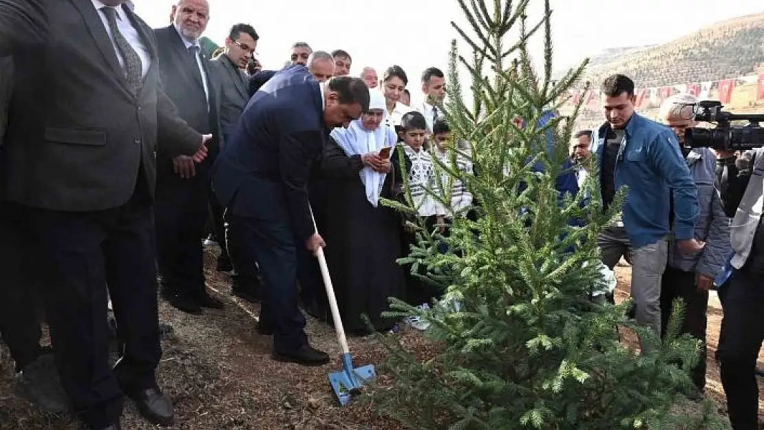 'Deprem şehitlerinin ismi hatıra ormanında yaşatılacak'