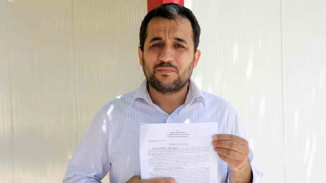 'Depremde evi yıkılan öğretmen, dolandırıcılara da 325 bin TL kaptırdı'