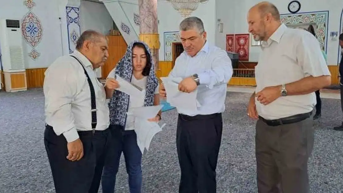 'Depremde hasar gören tarihi cami onarılacak'