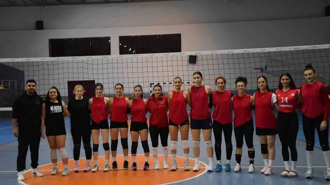 'Depremzede kadın sporcular, voleybolda başarılara imza atıyor'