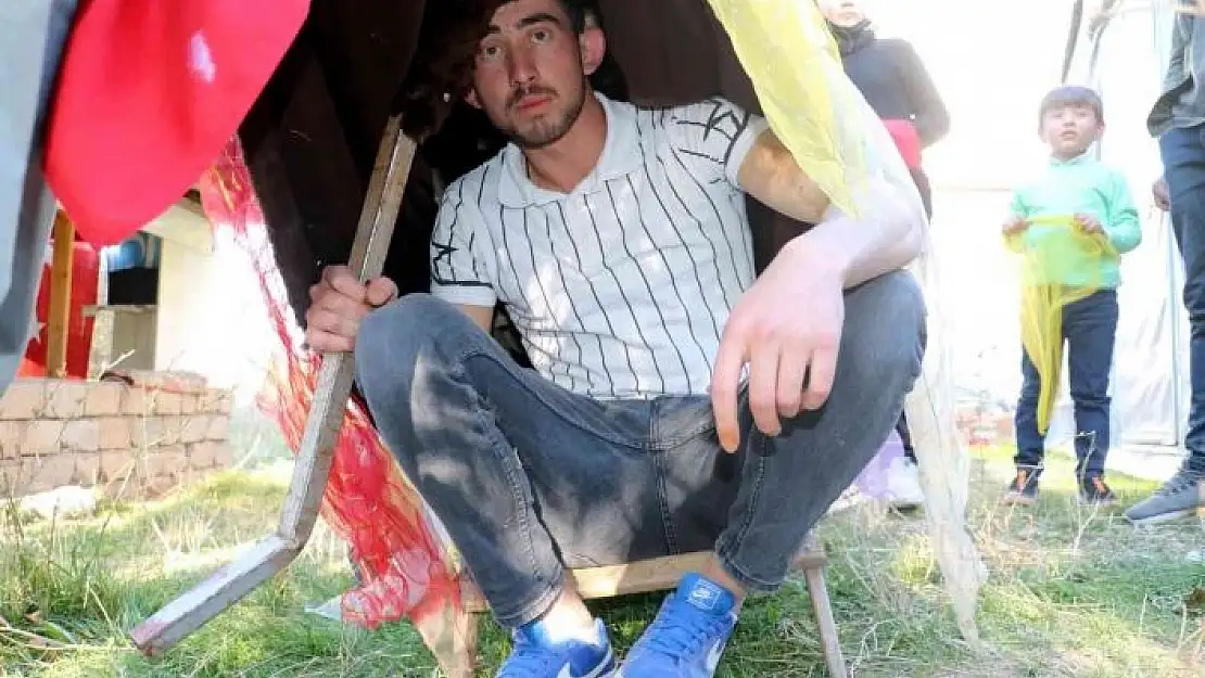 'Deve oyunu halen bozkırın en gözde düğün eğlencesi'