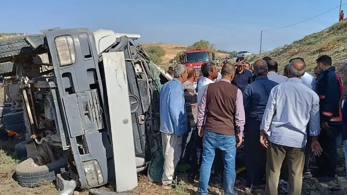 'Devrilen beton mikserinin sürücüsü öldü'