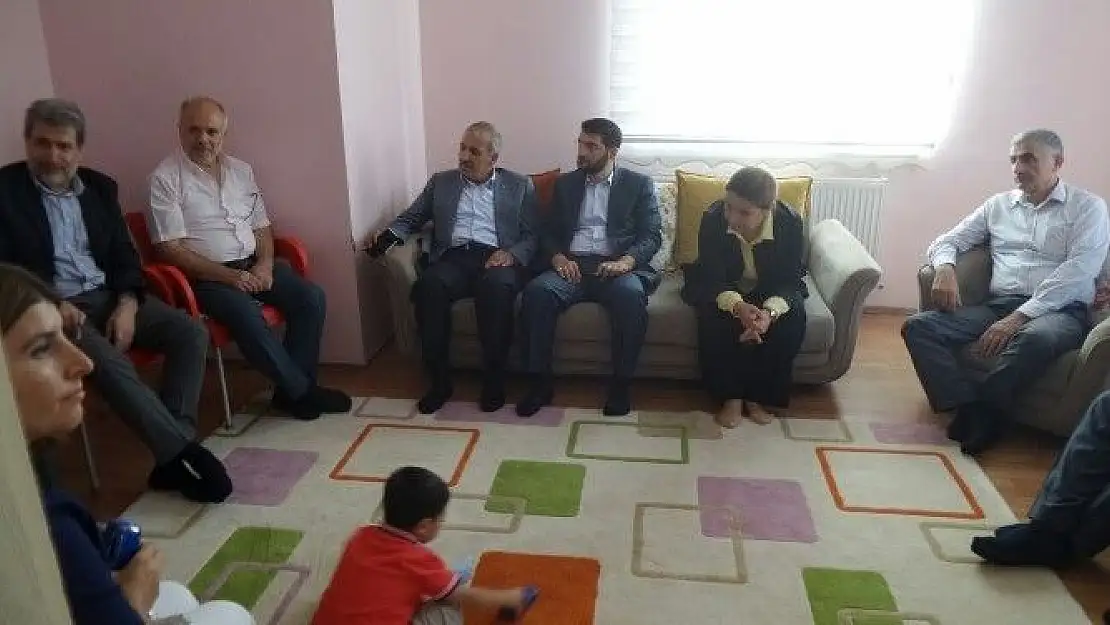 AK Parti'den Bayram Ziyaretleri Devam Ediyor 