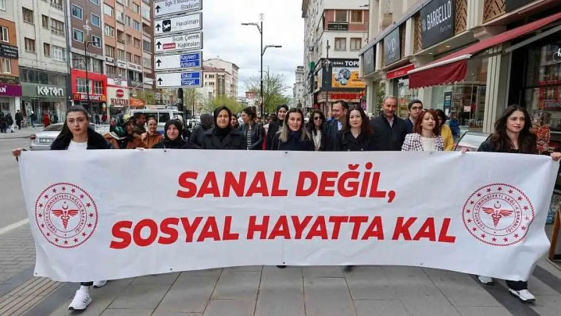 'Dijital bağımlılığa dikkat çekmek için yürüdüler'