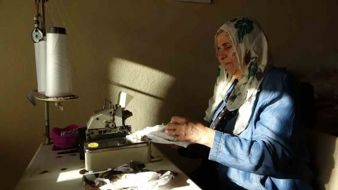 'Dikiş makinesinin başında geçen 60 yıl'