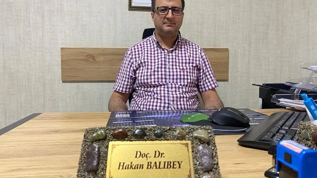 'Doç. Dr. Balıbey: ''Sınava bilgi olarak iyi hazırlanmak ve zamanı yönetmeyi öğrenmek gerekiyor'''