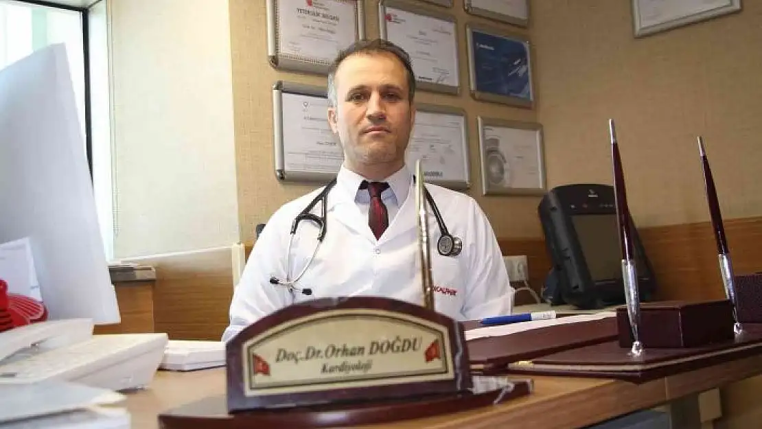 'Doç. Dr. Doğdu: ''Kalp hastaları ilaçlarını aksatmadan bol sıvı tüketerek oruç tutabilirler'''