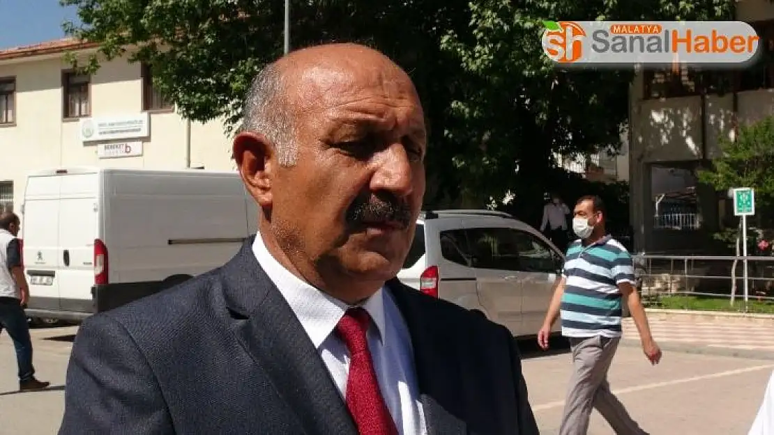 Doğanşehir'de yeni belediye başkanı Durali Zelyurt oldu