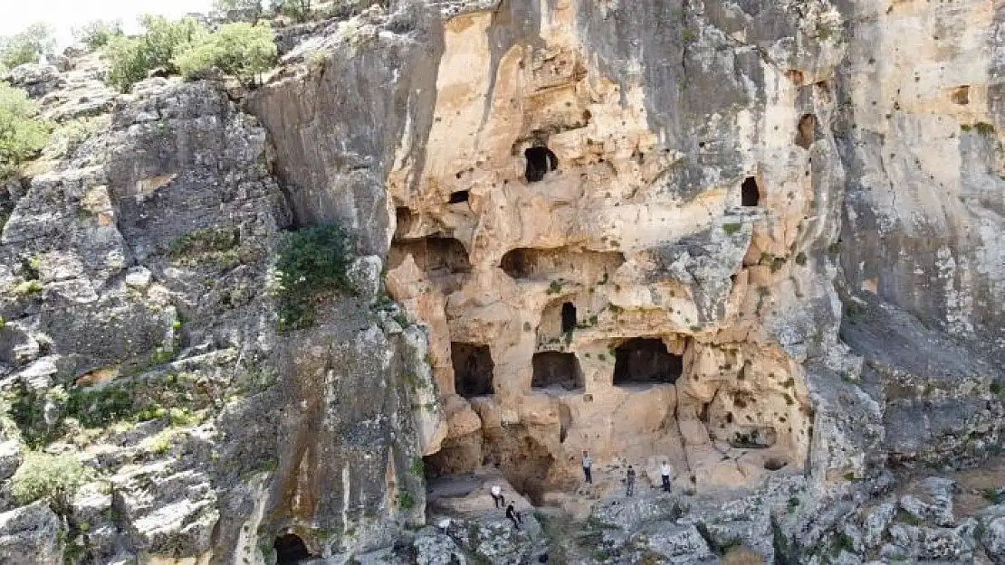 'Dört katlı Demirkale Mağarası turizme kazandırılmayı bekliyor'