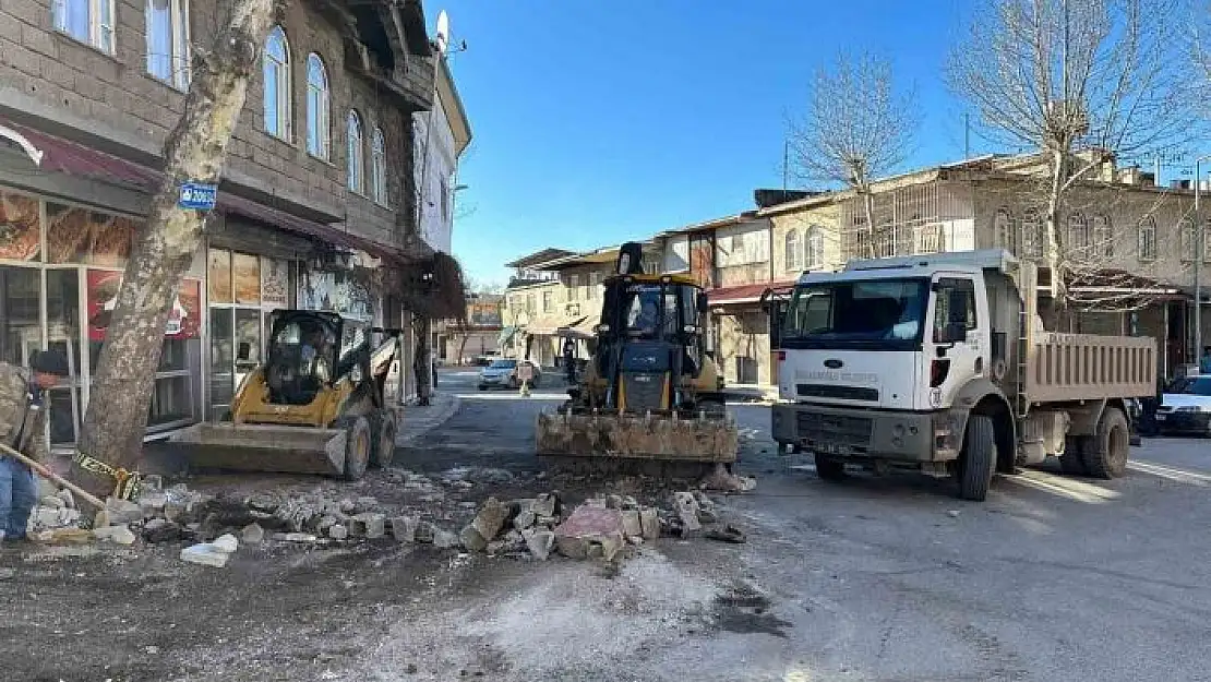 'Dulkadiroğlu´nda ara sokaklar molozlardan temizleniyor'