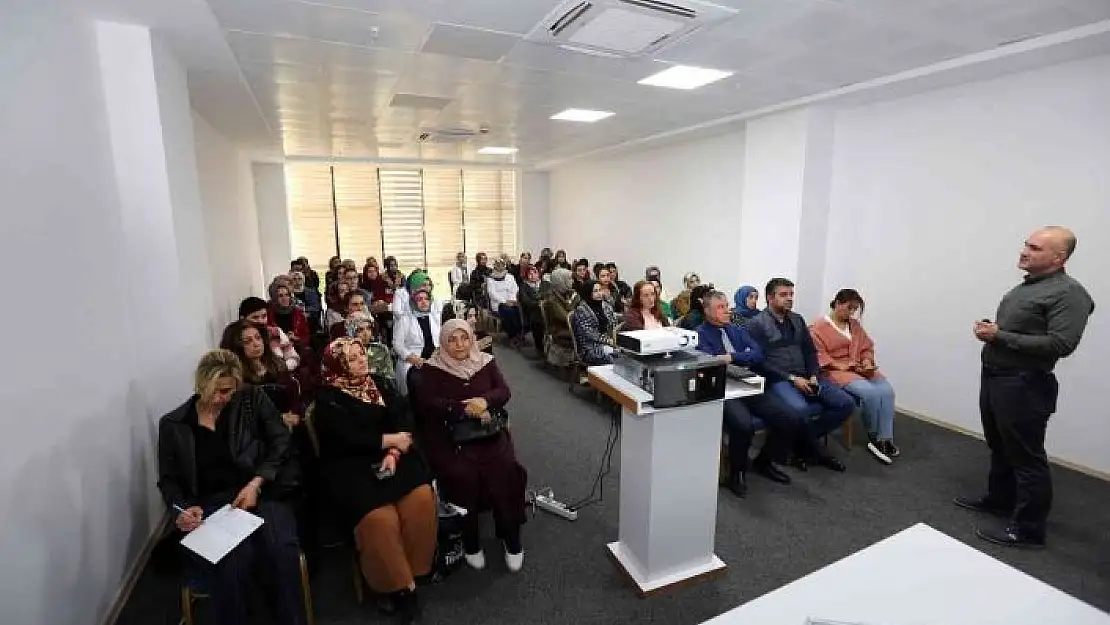 'EBEGEM´den kariyer planlama ve iş arama becerileri eğitimi'
