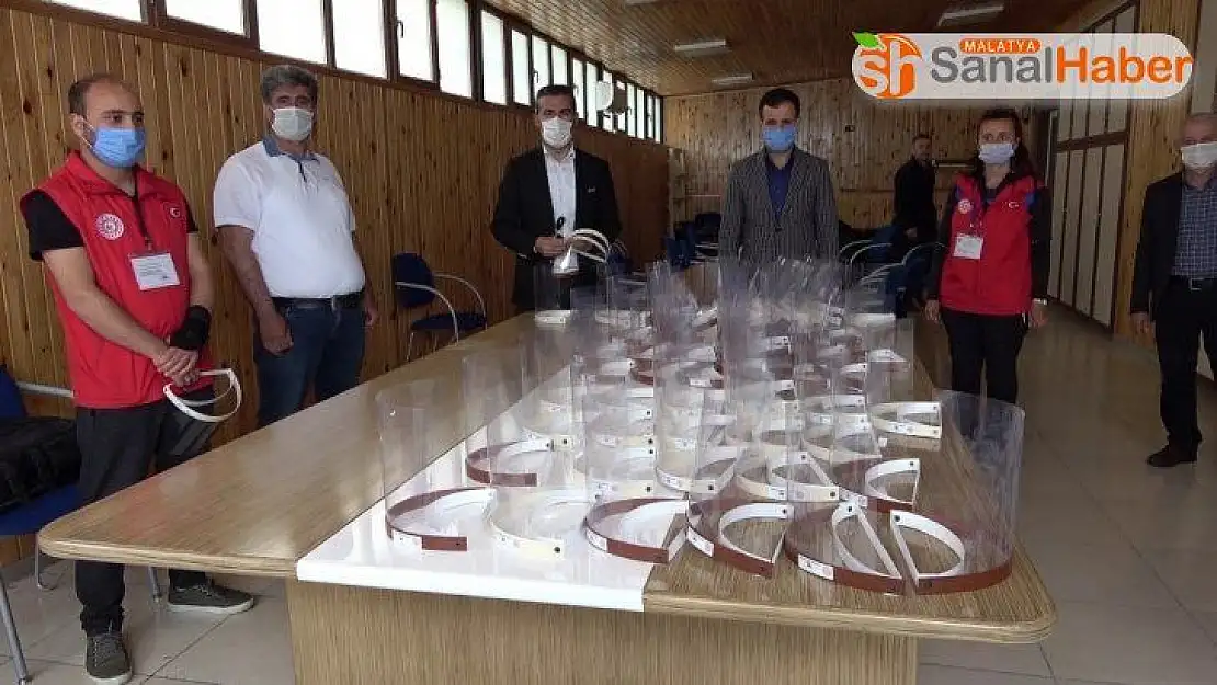 Eczacılara gençlik ve spor müdürlüğünden siperlik