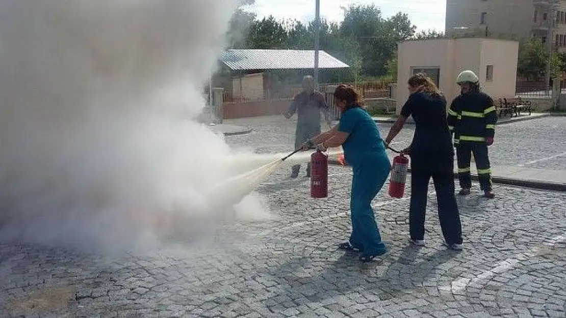 AKÇADAĞ DEVLET HASTANESİ'NDE YANGIN TATBİKATI