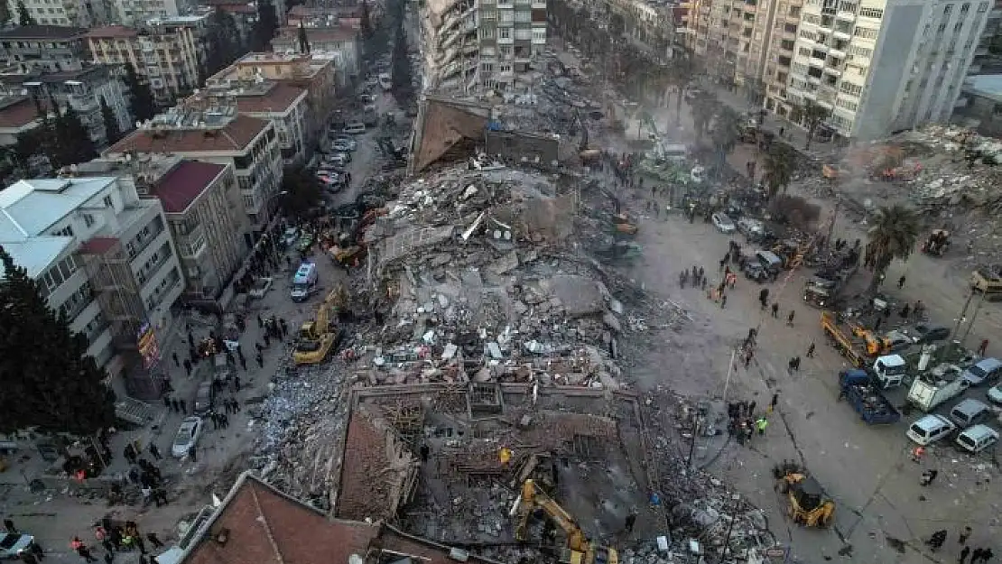 'Ekiplerin gece gündüz çalışmaları havadan dron ile görüntülendi'