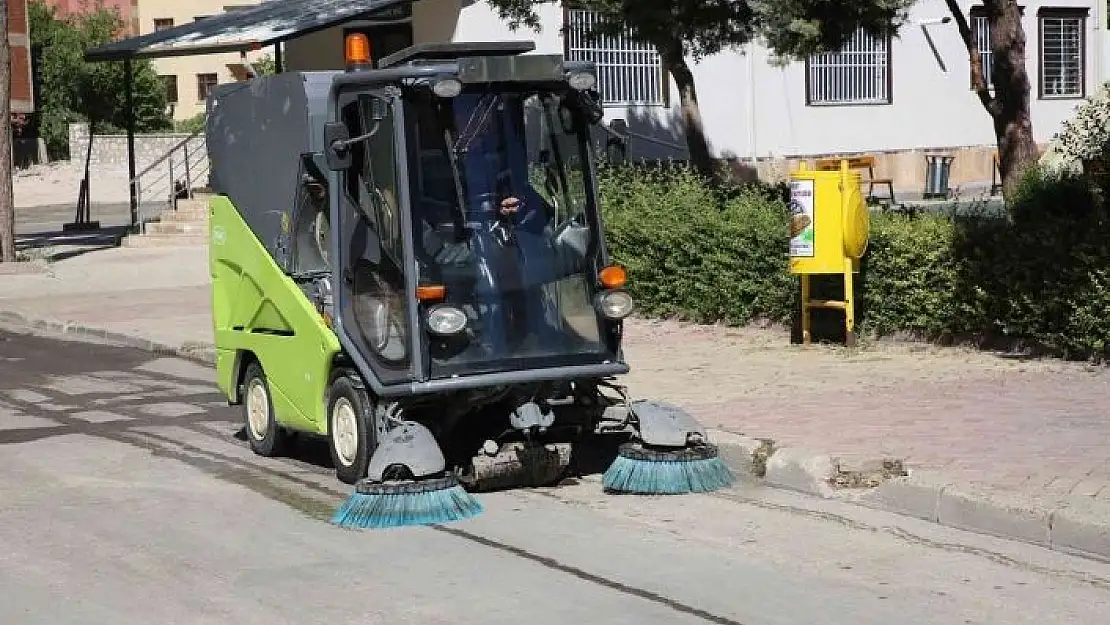 'Elazığ Belediyesi şehir genelinde hijyen çalışmalarını sürdürüyor'