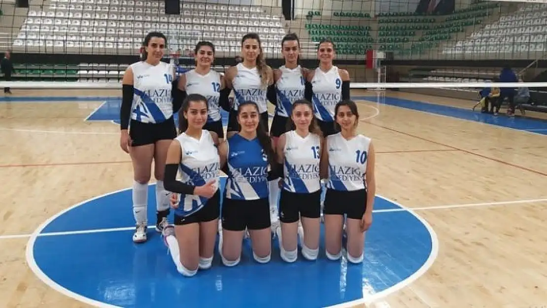 'Elazığ Belediyesi Voleybol, Mardin´den lider döndü'