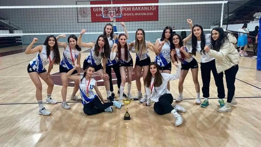 'Elazığ Belediyesi voleybol takımı gençler grubu Diyarbakır yolcusu'