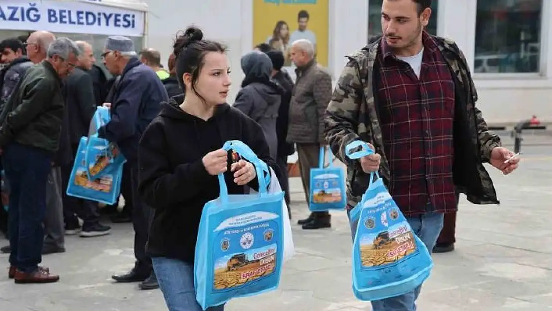 'Elazığ Belediyesinden can dostlara 10 ton mama ve kuş yemi desteği'