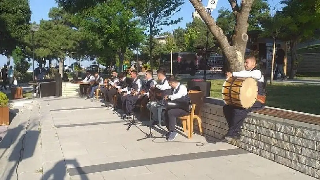 'Elazığ Belediyesinden kürsübaşı etkinliği'