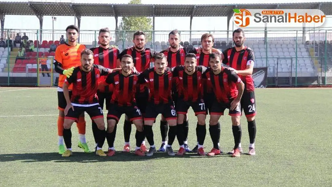 Elazığ Belediyespor, ilk galibiyetini aldı
