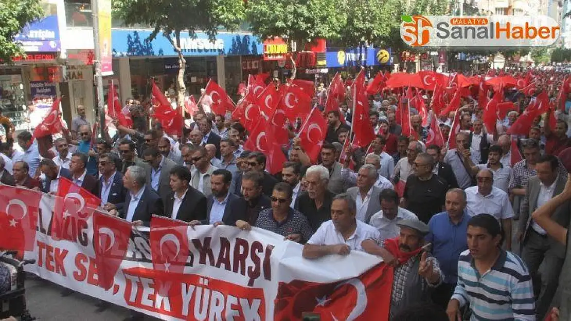 Elazığ'da 'teröre lanet' yürüyüşü