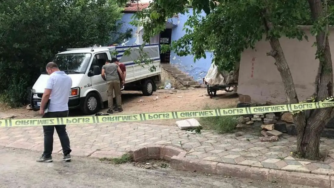 'Elazığ´da 16 yaşındaki çocuk, akranını silahla başından vurdu'